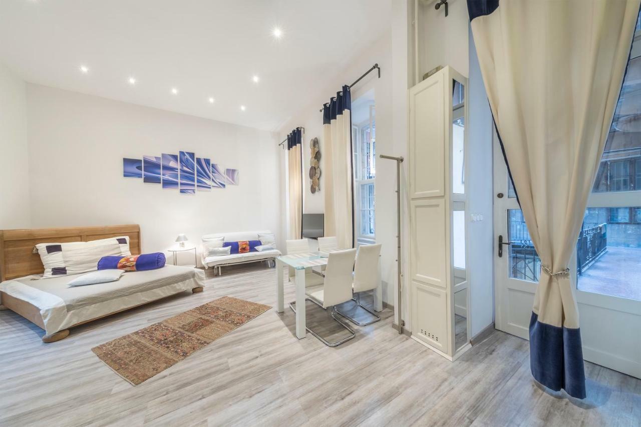 Atlanta Apartment Is In The Heart Of بودابست المظهر الخارجي الصورة